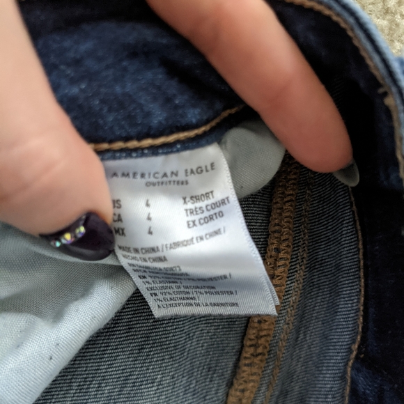 American Eagle Short and X-Short Jeans 3 pairs - Picture 3 of 7